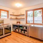 Grosses St, Gallenk, Holiday home
